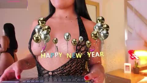 Snapshot of caroline_maldonado chatting on January 2026 12:32:01 PM Caroline online show from January 2026 12:32:01 PM