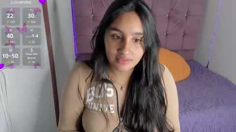 Snapshot of caroline_rodriguez_9 chatting on September 2025 11:52:01 PM caroline_rodriguez_9 online show from September 2025 11:52:01 PM