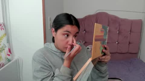 Snapshot of caroline_rodriguez_9 chatting on November 2025 07:24:02 PM caroline_rodriguez_9 online show from November 2025 07:24:02 PM