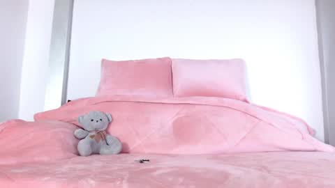 caroline online show from January 2025 10:39:01 PM