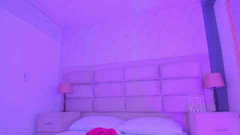 Caroline online show from March 2026 12:55:01 PM