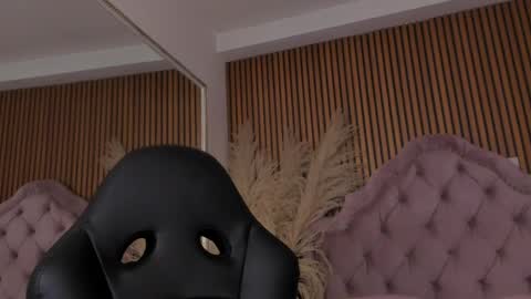 Caroline online show from May 2026 12:46:02 PM