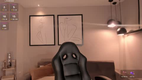 Caro online show from January 2025 02:11:01 PM