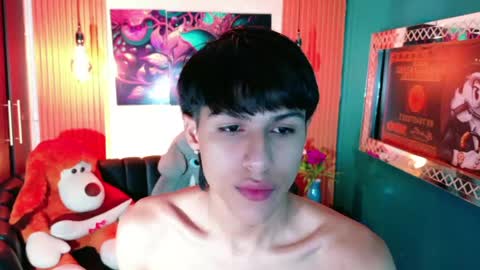 carolinejesh online show from May 2026 12:00:02 PM