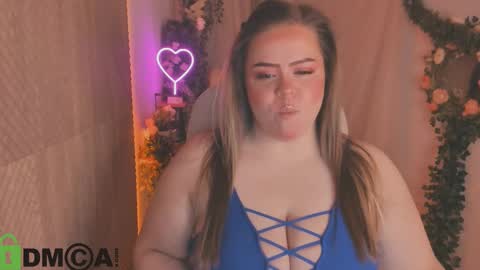 Snapshot of caroll_li chatting on February 2025 09:28:01 PM caroll_li online show from February 2025 09:28:01 PM