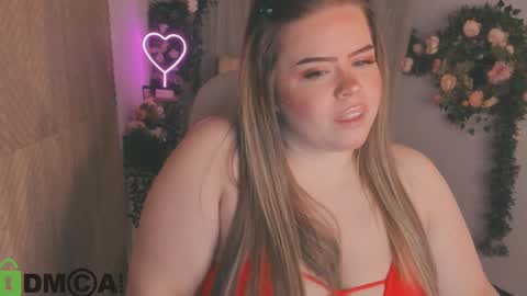 Snapshot of caroll_li chatting on March 2025 09:03:01 PM caroll_li online show from March 2025 09:03:01 PM