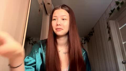 Snapshot of carolynexford chatting on January 2026 06:05:02 AM Emma online show from January 2026 06:05:02 AM