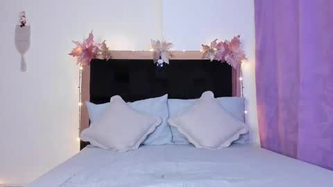 Caro  online show from January 2025 12:00:01 AM