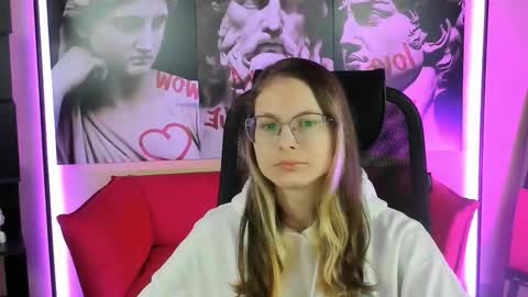 Snapshot of carrie_roses chatting on September 2025 04:23:02 AM carrie_roses online show from September 2025 04:23:02 AM