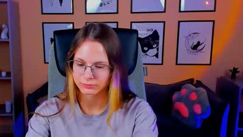 Snapshot of carrie_roses chatting on October 2025 05:16:01 AM carrie_roses online show from October 2025 05:16:01 AM