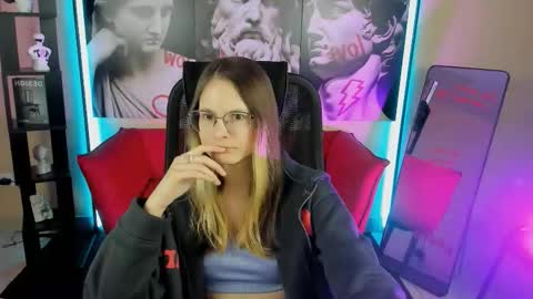 Snapshot of carrie_roses chatting on October 2025 02:26:01 AM carrie_roses online show from October 2025 02:26:01 AM