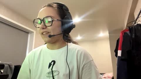 Emilia online show from December 2025 03:14:02 AM