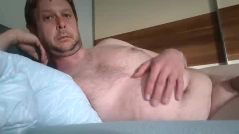 carsten4871 online show from May 2026 06:19:02 AM