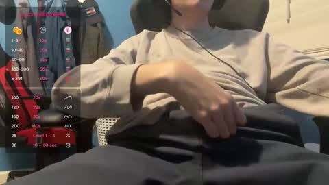 Snapshot of carter10101000 chatting on January 2025 05:55:01 AM carter10101000 online show from January 2025 05:55:01 AM