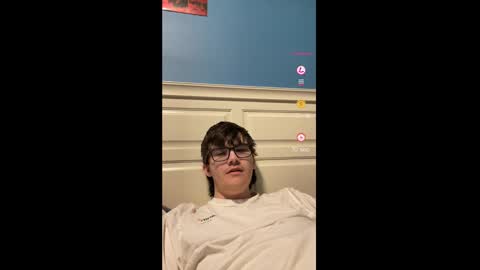 Snapshot of carter10101000 chatting on January 2025 03:36:02 AM carter10101000 online show from January 2025 03:36:02 AM