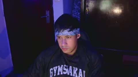 Snapshot of casas_oom chatting on March 2025 04:45:02 AM online show from March 2025 04:45:02 AM