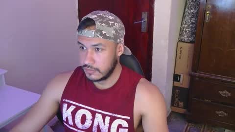 Snapshot of casas_oom chatting on February 2026 06:48:01 PM online show from February 2026 06:48:01 PM