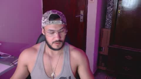 Snapshot of casas_oom chatting on March 2026 05:15:02 AM online show from March 2026 05:15:02 AM