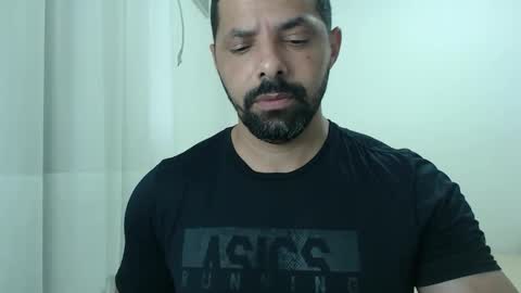 cashmastermuscle77 online show from December 2025 09:39:02 AM