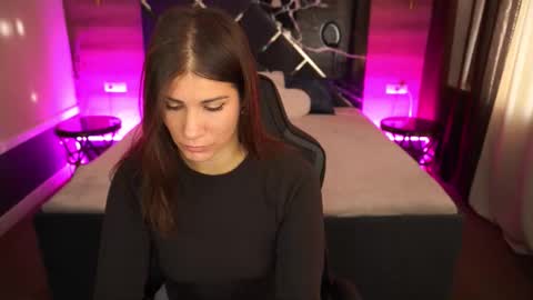 Lena online show from November 2025 08:02:02 AM