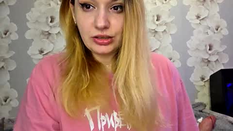 Casey Chris online show from May 2026 09:27:02 AM