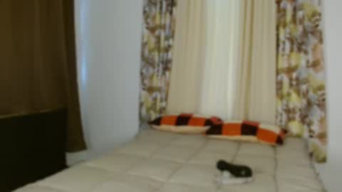 Snapshot of casseyhugecock04 chatting on February 2025 12:14:01 AM hugecassey online show from February 2025 12:14:01 AM