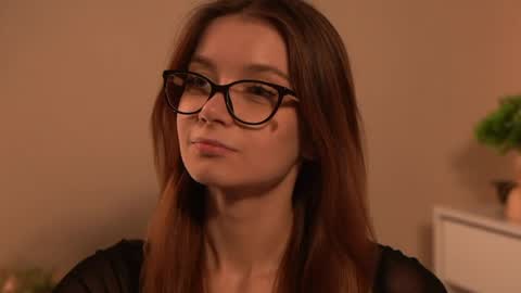 Cassie online show from April 2026 04:20:02 PM