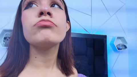 Snapshot of cassie_jones1 chatting on January 2025 11:16:02 PM Cassie Jones online show from January 2025 11:16:02 PM