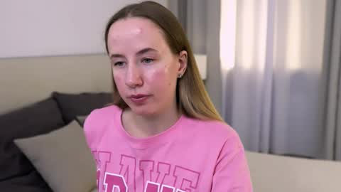 Cassie online show from October 2025 08:53:02 PM