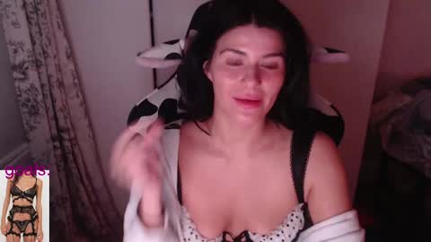 Snapshot of cassiealvarez chatting on September 2025 04:05:01 AM cassiealvarez online show from September 2025 04:05:01 AM