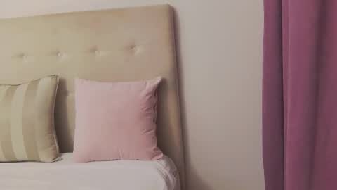 CassieHilton online show from October 2025 08:44:02 PM