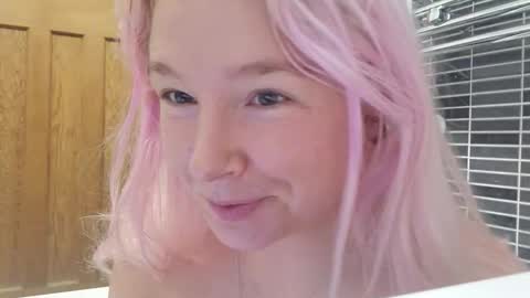 Cassie online show from January 2026 06:17:01 AM