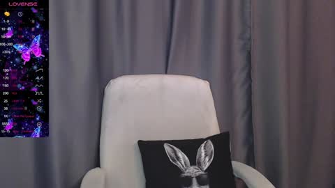 Cassie online show from December 2024 04:08:02 PM