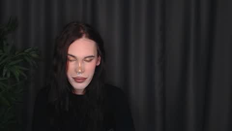 Cassie online show from May 2026 01:05:02 PM