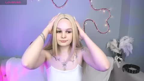 Snapshot of cassies_sandy chatting on December 2024 05:55:02 AM cassies_sandy online show from December 2024 05:55:02 AM