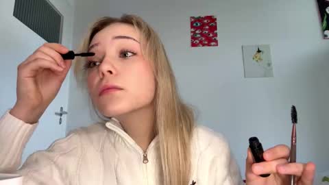 Snapshot of cassijent chatting on February 2026 09:06:02 AM Olivia online show from February 2026 09:06:02 AM