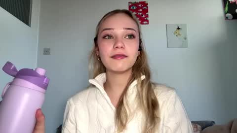 Olivia online show from March 2026 07:15:01 AM