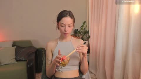  cassandra  online show from December 2024 10:34:02 AM