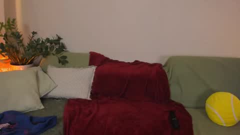  cassandra  online show from February 2026 12:51:02 AM