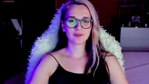 Ellie online show from January 2025 09:26:02 PM