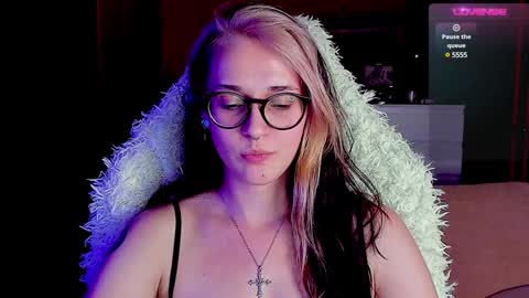 Ellie online show from January 2025 09:46:02 PM