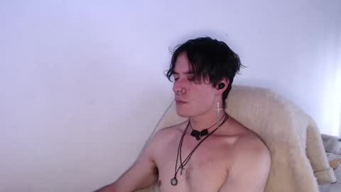 Snapshot of casteryx chatting on November 2025 09:04:02 PM Juan online show from November 2025 09:04:02 PM