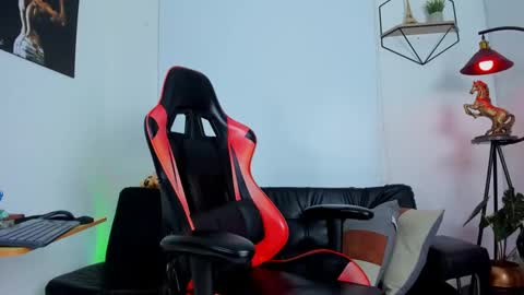 Matheo Brown online show from February 2025 04:02:01 PM