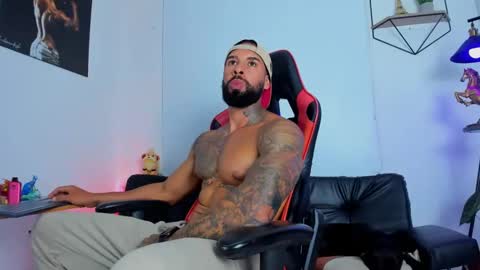 Matheo Brown online show from February 2025 06:59:01 PM