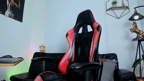 Matheo Brown online show from February 2025 06:41:02 PM