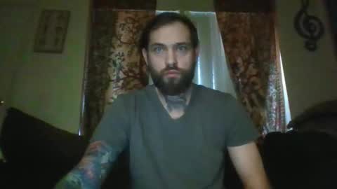 Snapshot of casualfrank chatting on October 2025 10:21:01 PM CasualFun online show from October 2025 10:21:01 PM