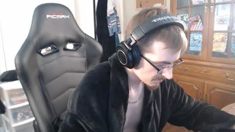 casuallycorrupt online show from October 2025 12:11:02 AM