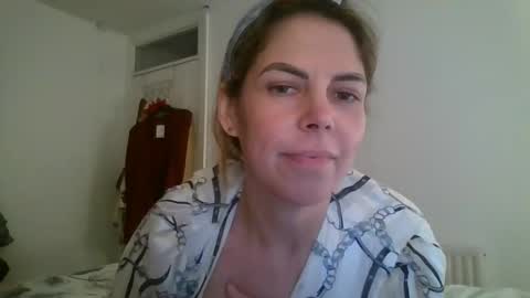 Snapshot of casuallyunhinged36 chatting on January 2026 02:16:01 AM Bakewell Trixie online show from January 2026 02:16:01 AM