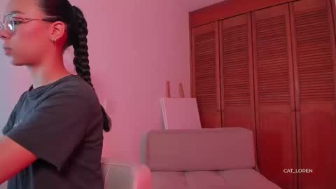 Loren online show from February 2025 09:47:01 PM