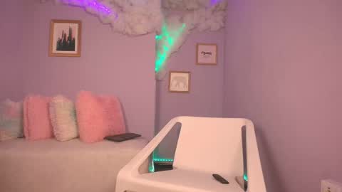 Snapshot of cat_nasty chatting on October 2025 09:01:01 PM cat_nasty online show from October 2025 09:01:01 PM